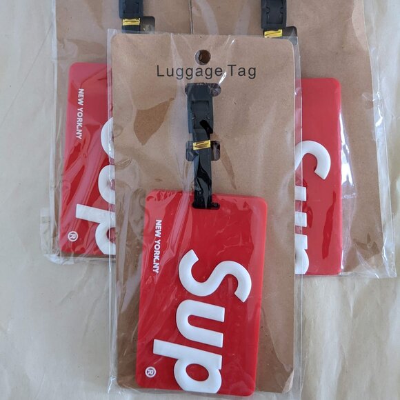 3 Red Luggage Tags 4" Silicone - Picture 1 of 3